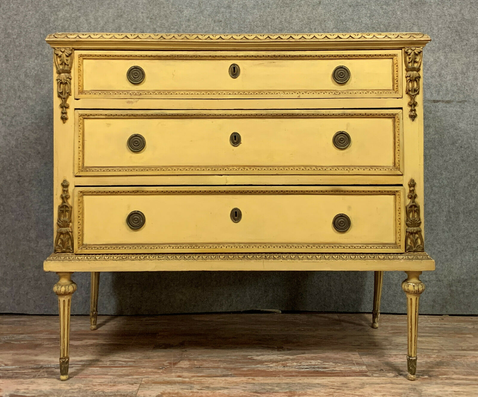 Louis XVI chest of drawers in lacquered wood circa 1880-1900