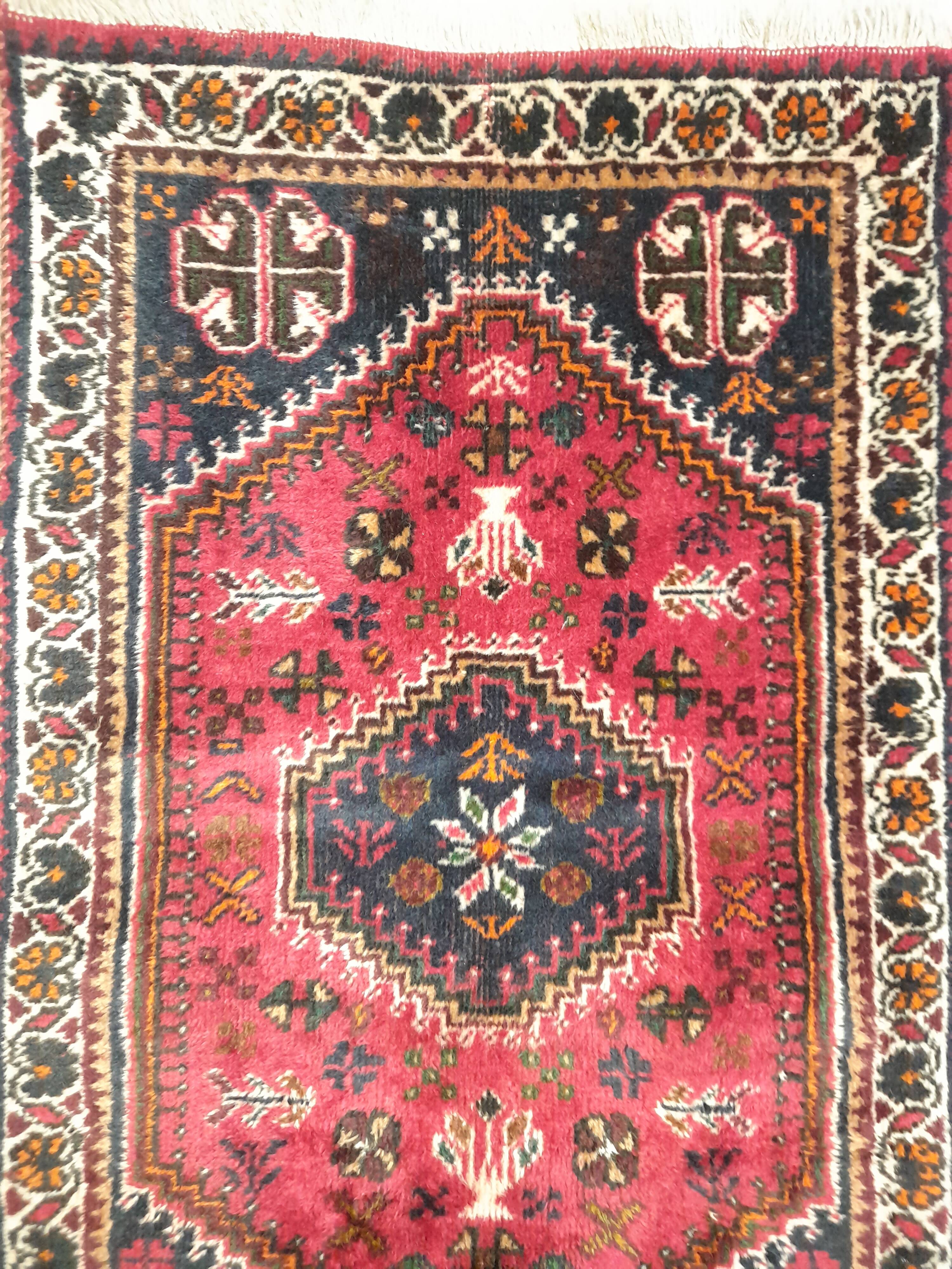 Persian carpet 118x78 cm