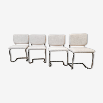 Set of 4 chairs with design of the 60s/70s
