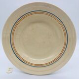 6 assiettes creuses avec de fin décor de liserés bleu et brun.