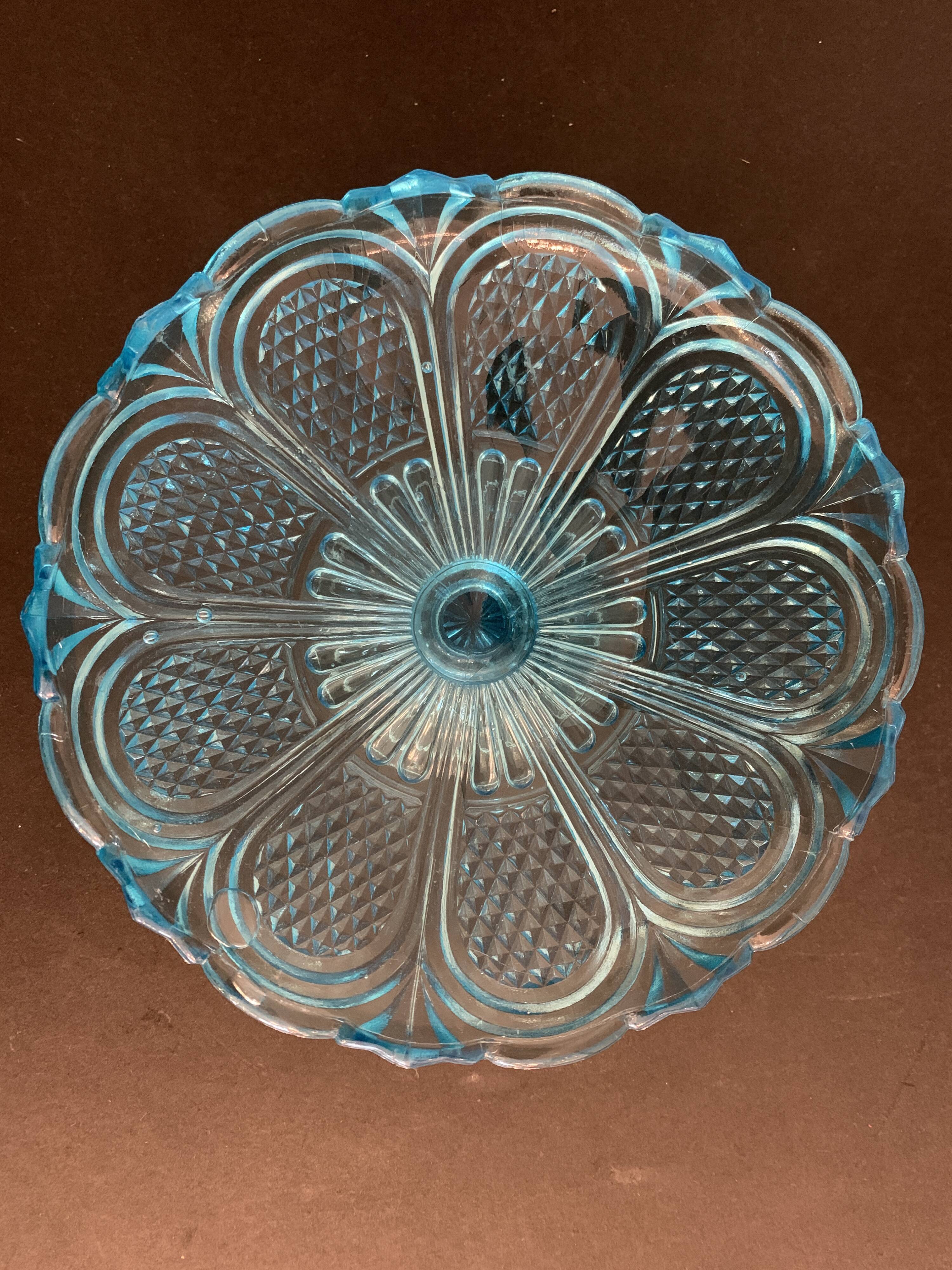 Fruit cup on blue-bubbled glass peder