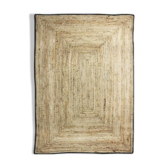 Carpet in black contour jute 120x170 cm