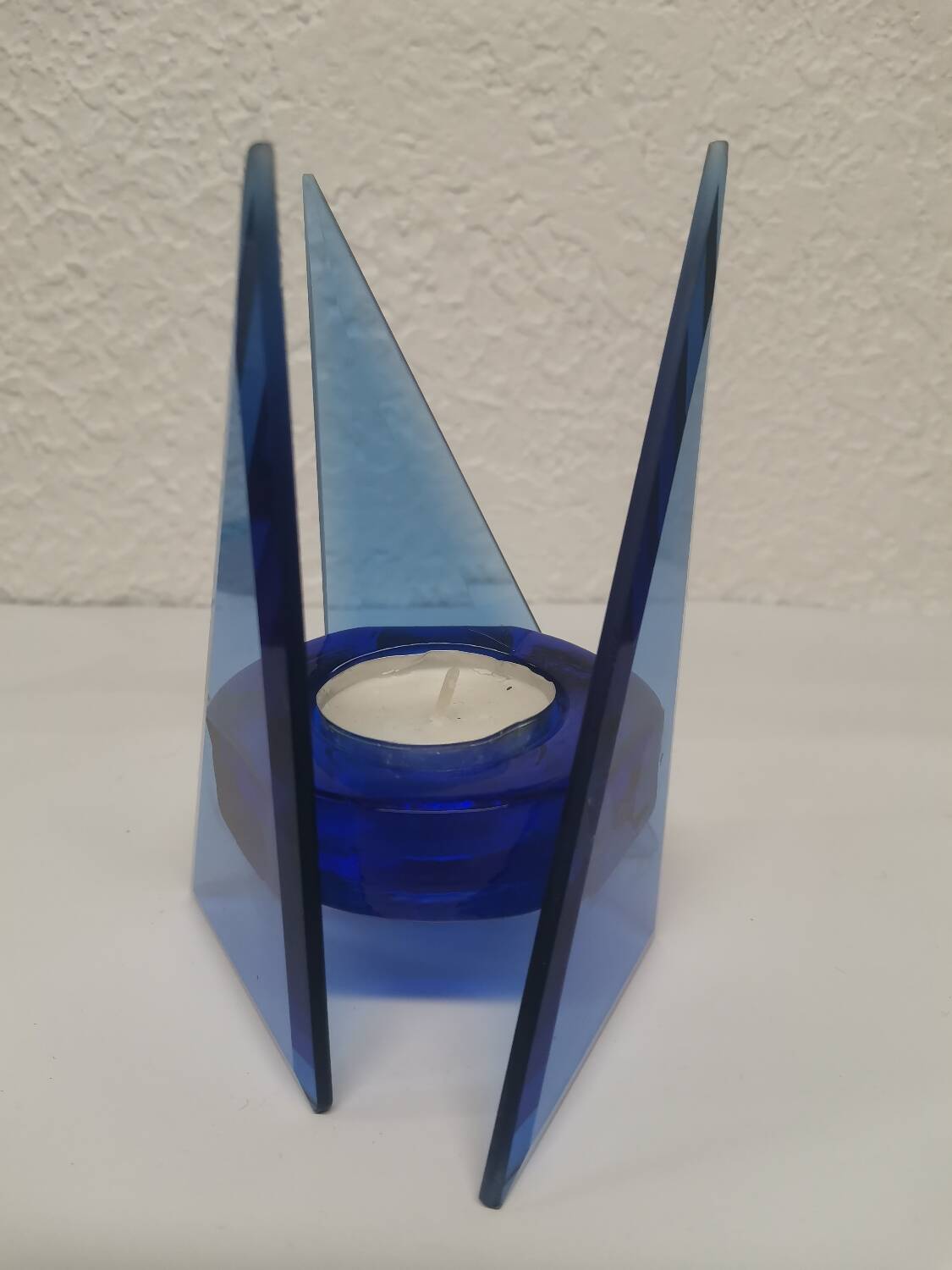 Tealight holder