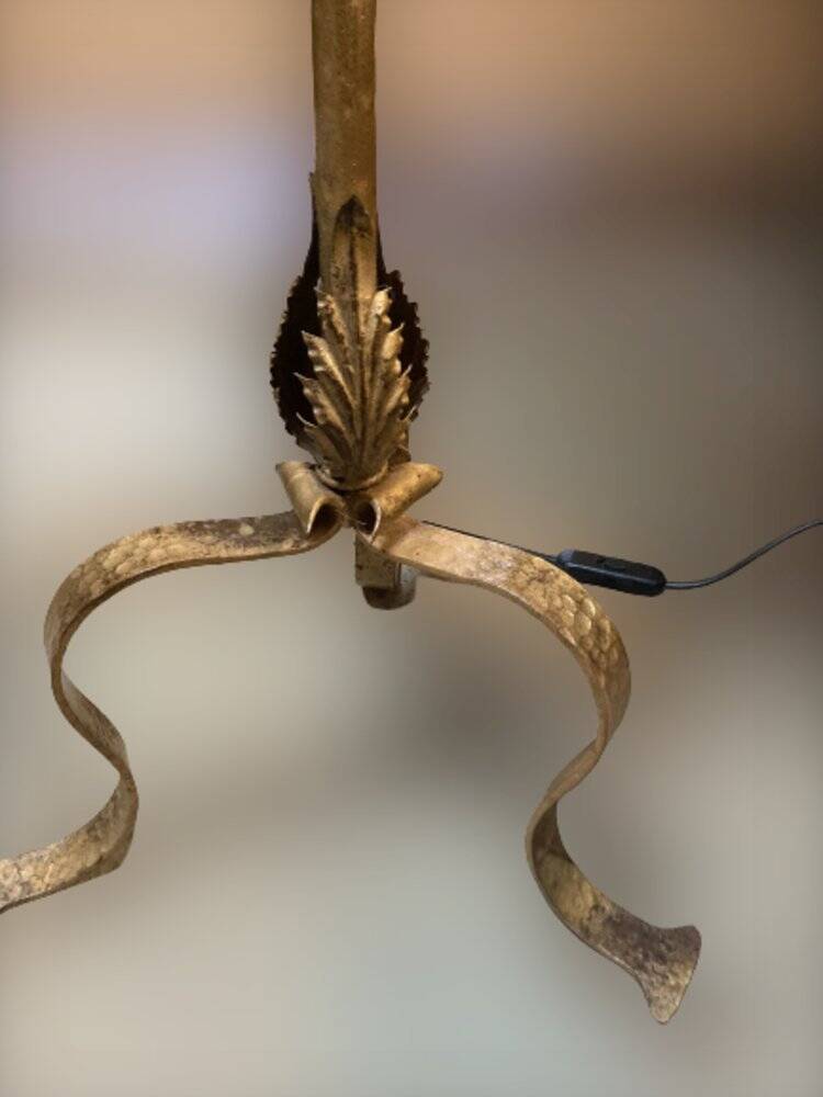 Lámpara de pie de hierro forjado, años 60