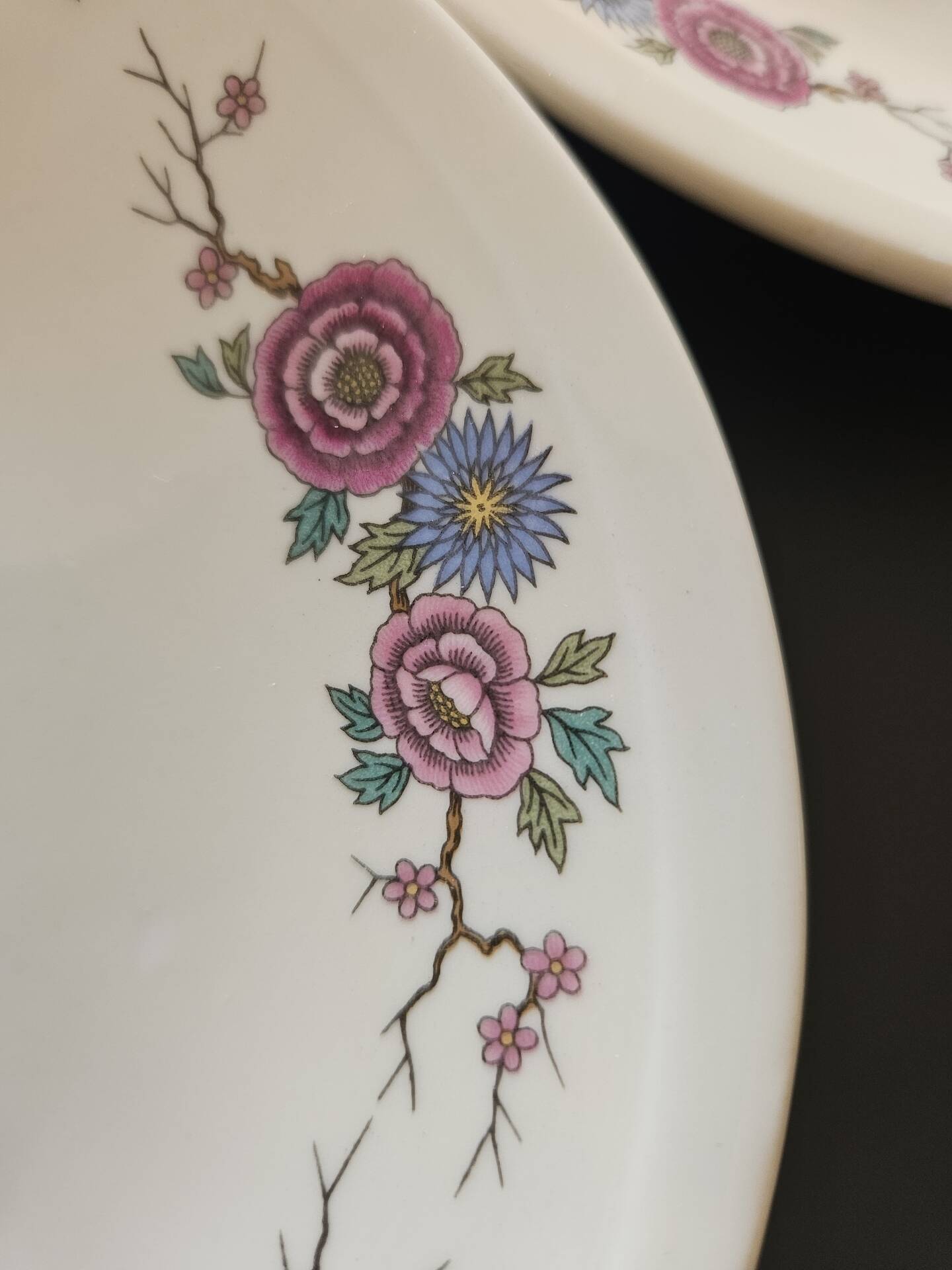 Lot de 6 petites assiettes en porcelaine Pillivuyt – Modèle Orient – F