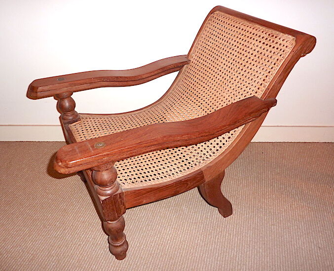 Chair of child planter