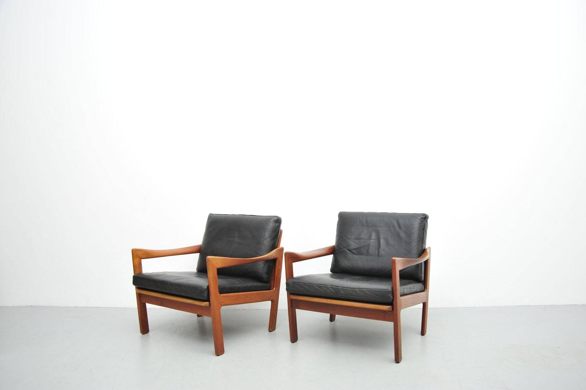 Fauteuils par Illum Wikkelsø pour Niels Eilersen, années 1950, ensemble de 2