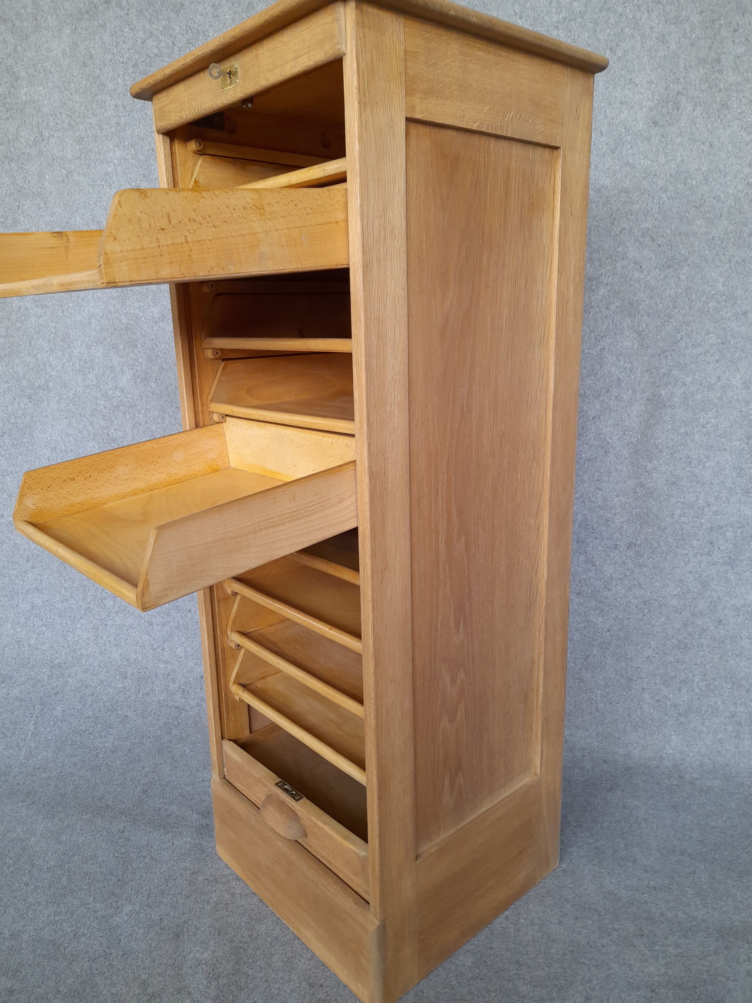 Curtain binder early 20th century