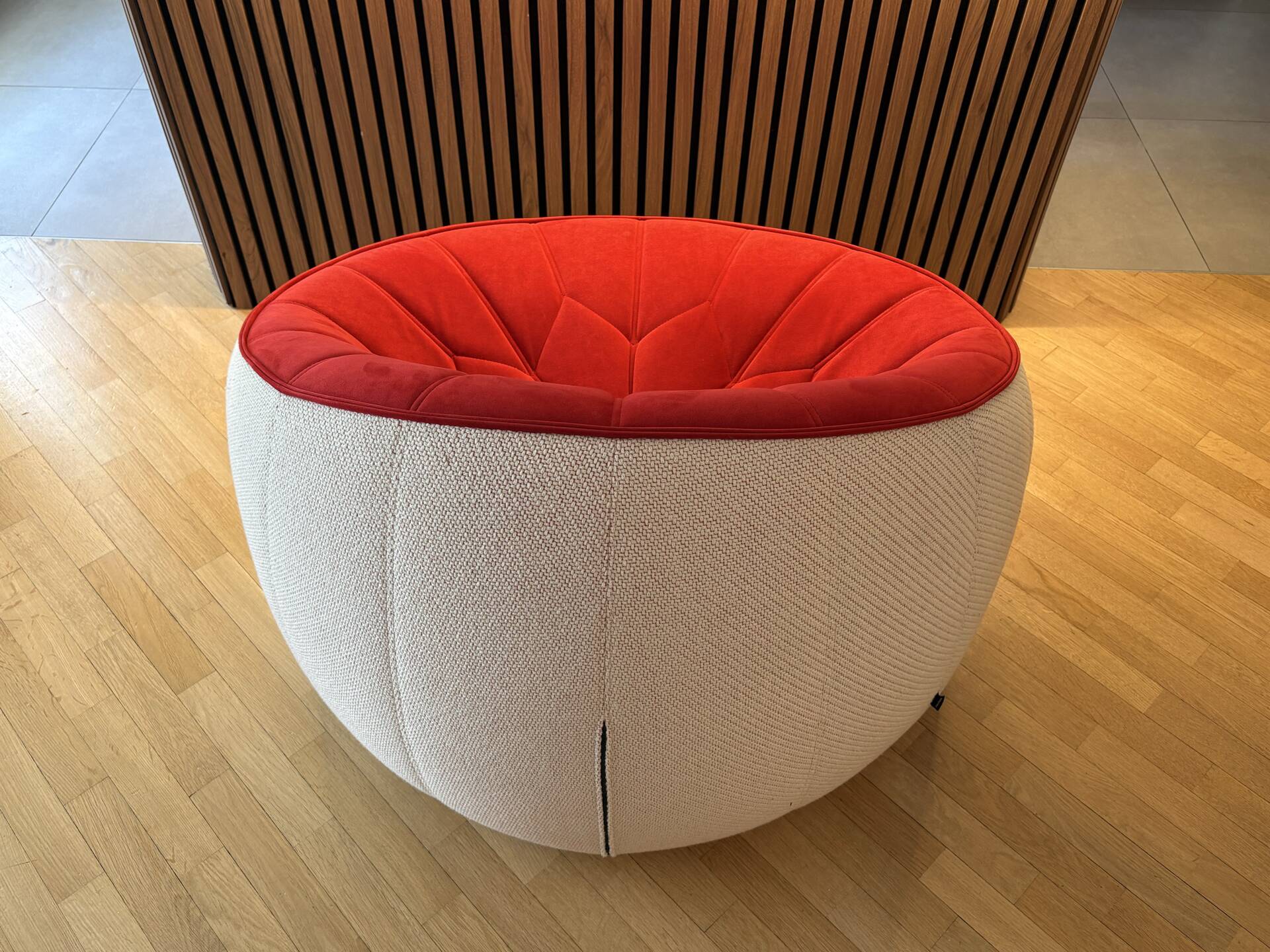 Cinna Ottoman en alcantara : grand canapé + 2 fauteuils dont 1 pivotan