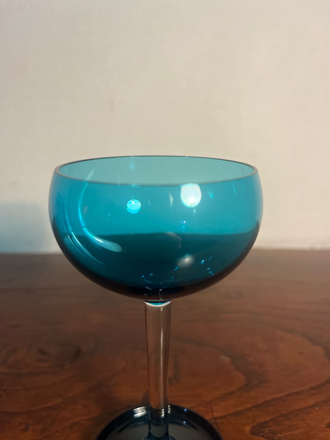 Set of 8 vintage 1960s glasses – elegant blue-green-turquoise design