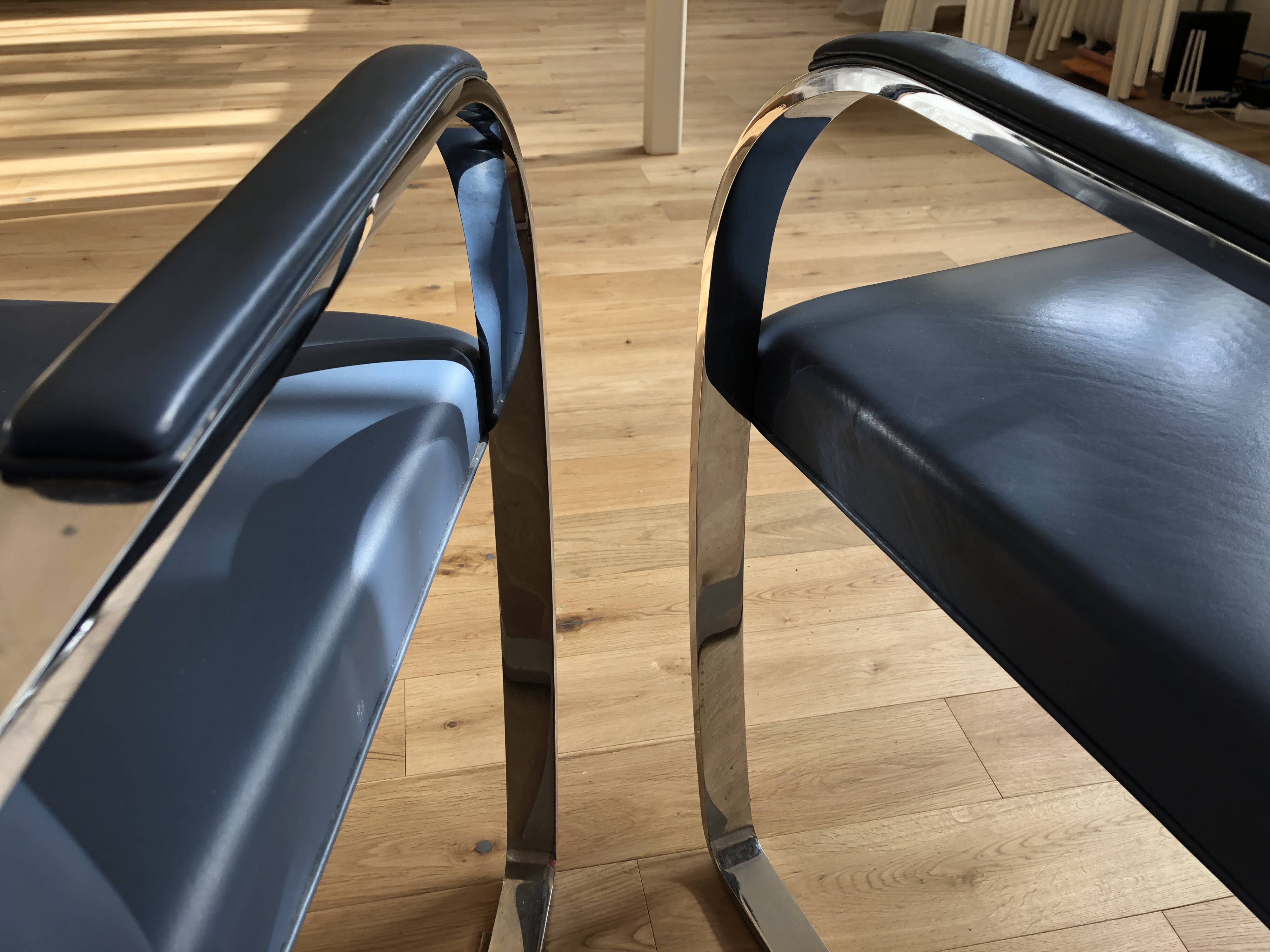 PAIR OF BRNO Knoll ARMCHAIRS, design Mies van der Rohe