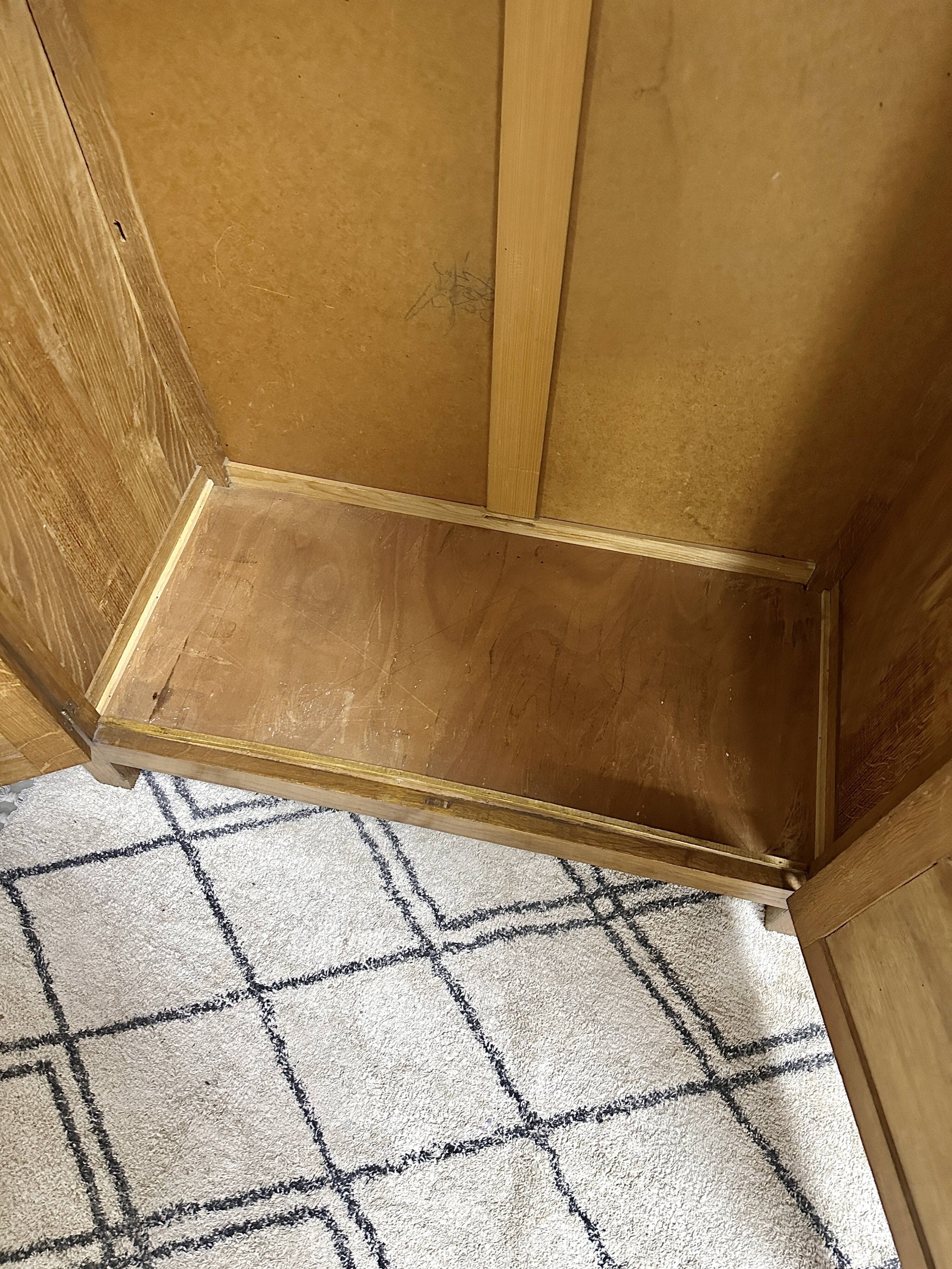 Parisian wardrobe, wardrobe