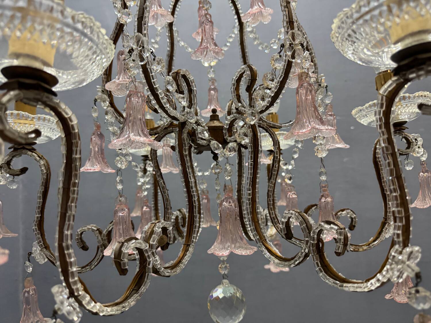 Chandelier en verre de Murano rose des années 1960