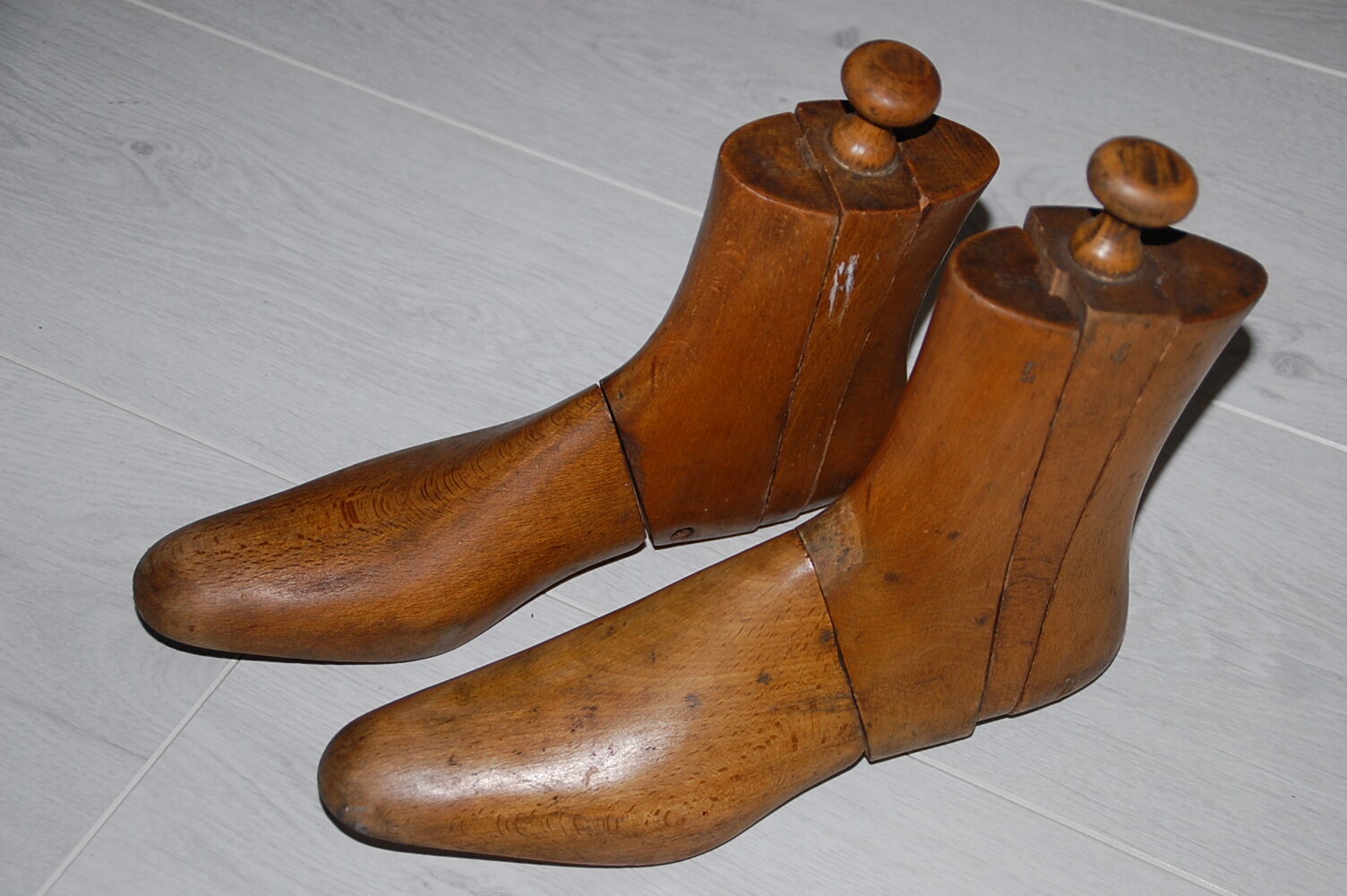 Paire embauchoirs bois bottines