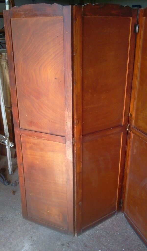 Screen has 4 leaves swing era 1940