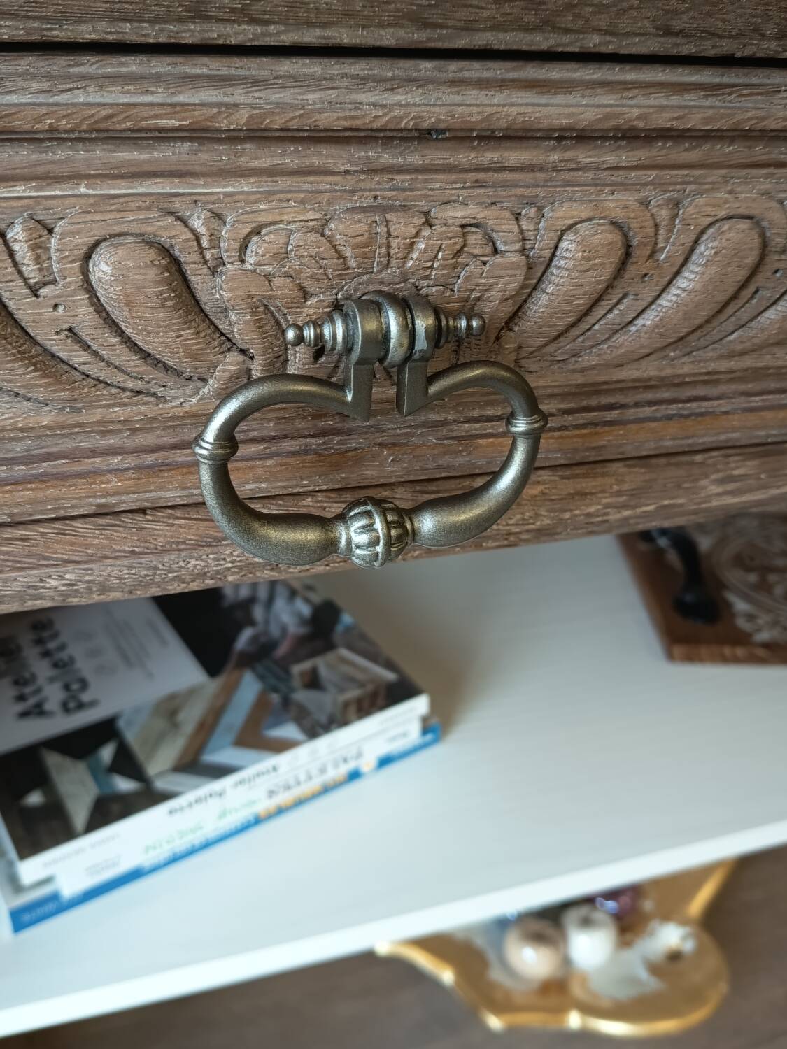 "Henry II" style cabinet base