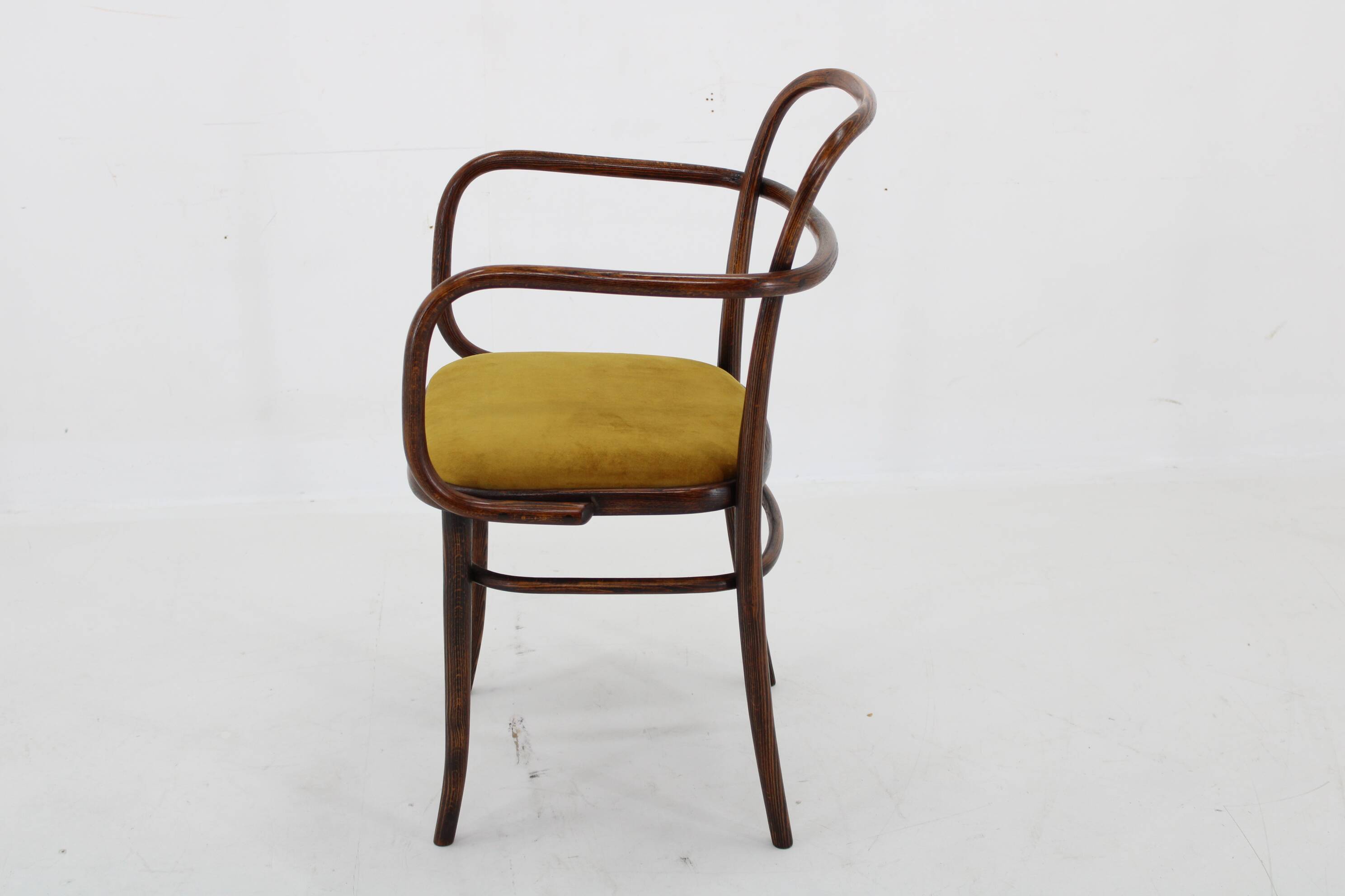 1970s Beech Bentwood Chair by Ton, Czechoslovakia