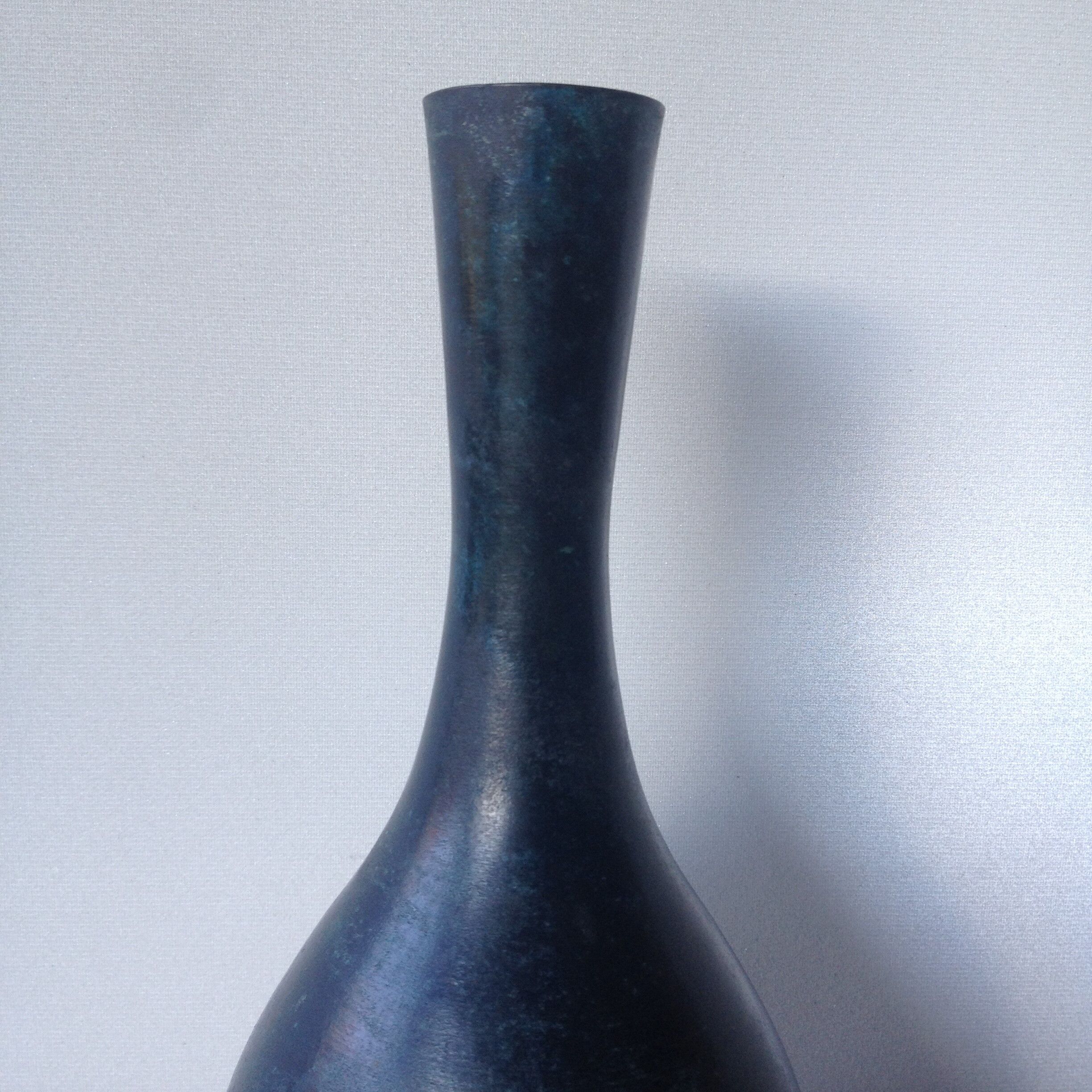 Blue indian vase - year 60