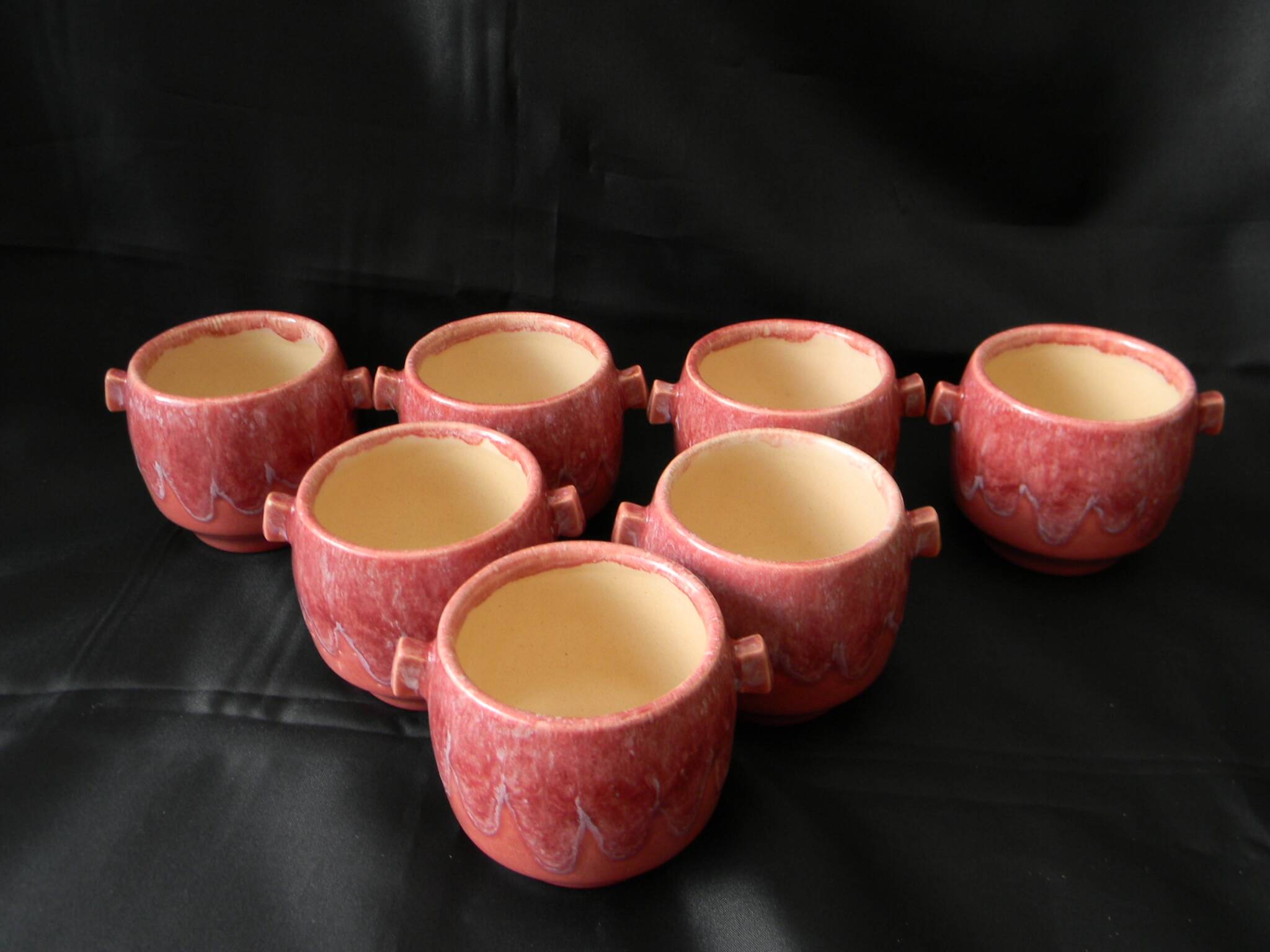 7 small ceramic pots by Jacques LACHENY. Saint Amand en Puisaye.