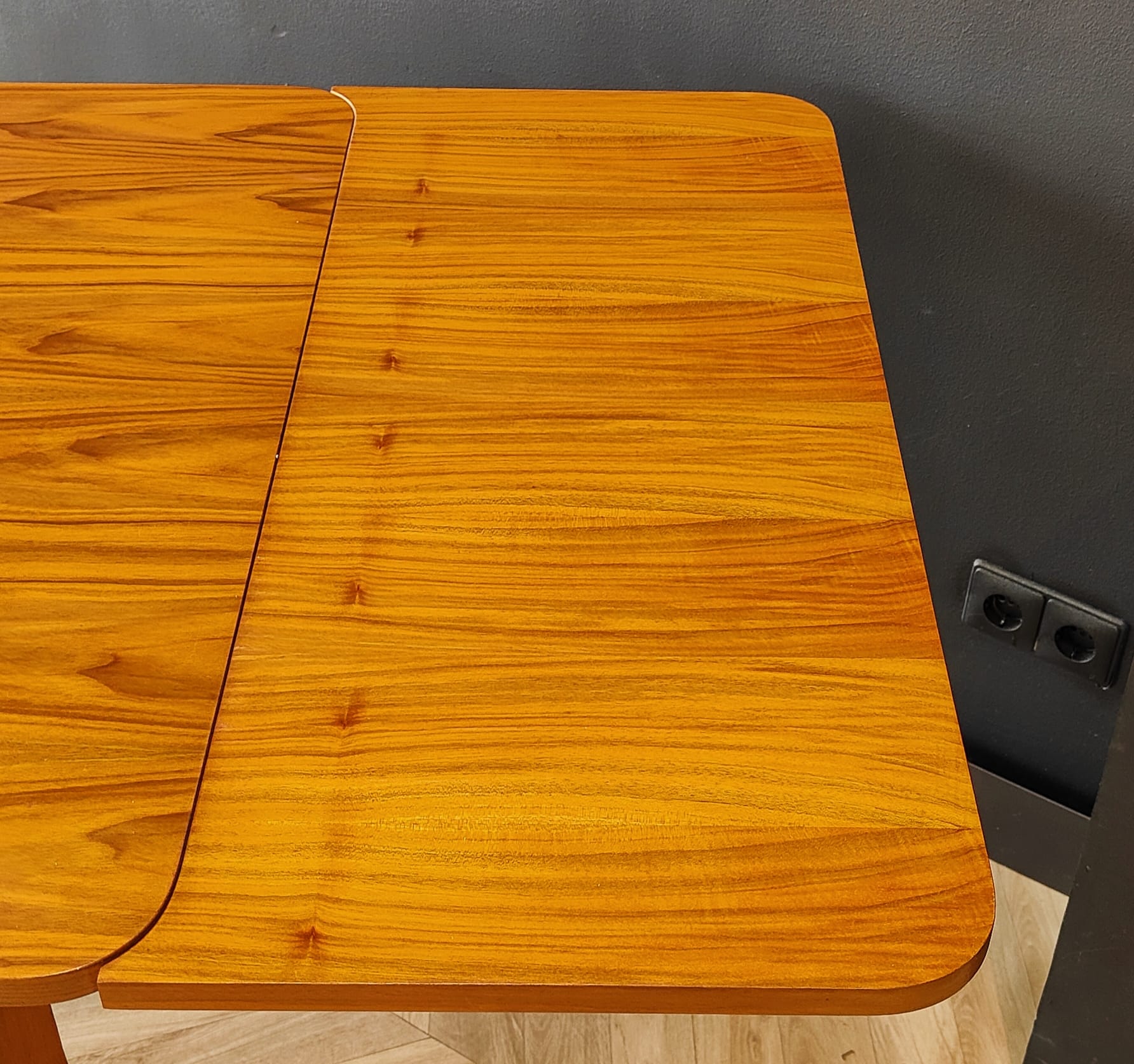 Mid century dining table vintage - extendable