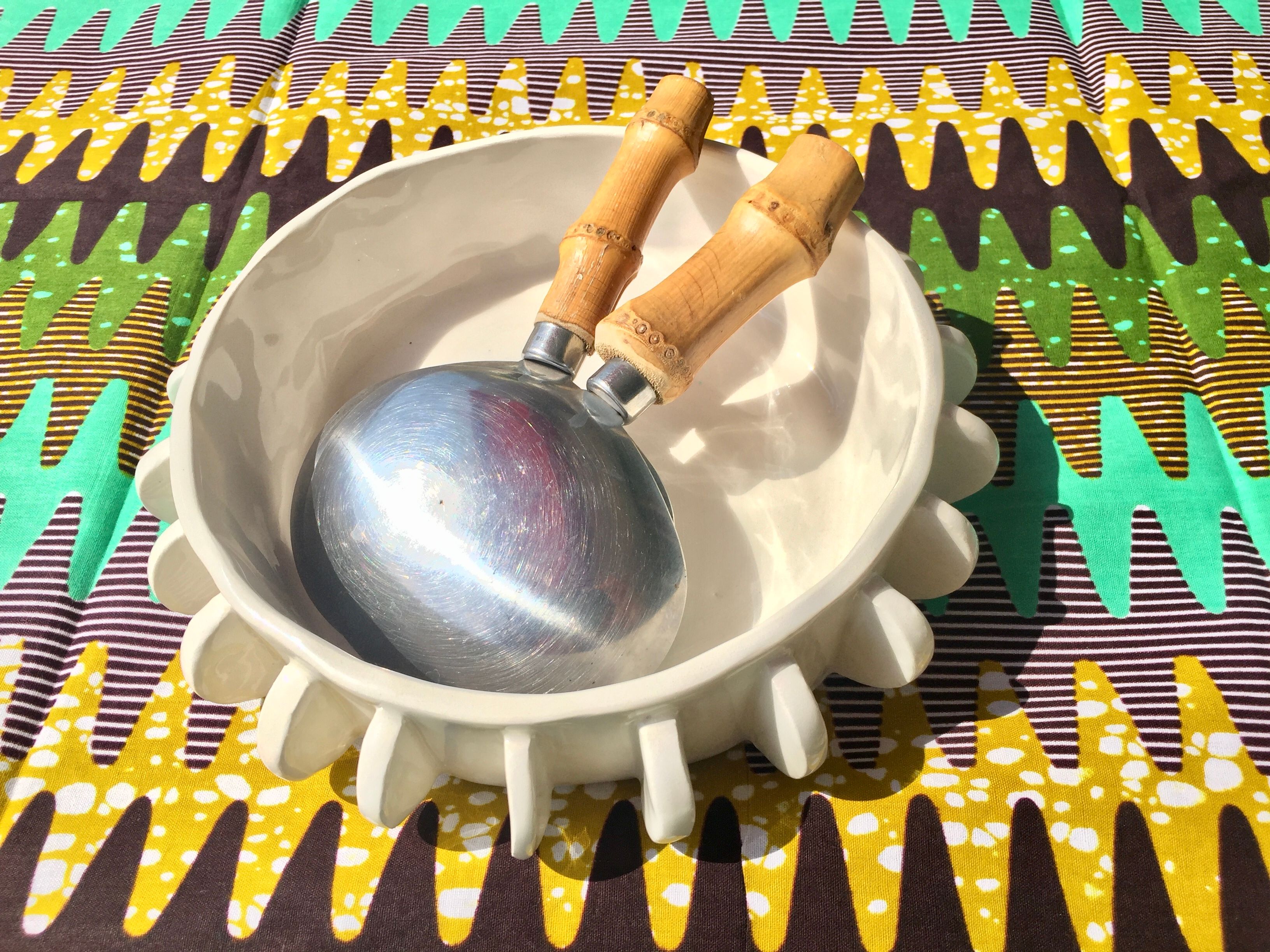 Round ceramic dish