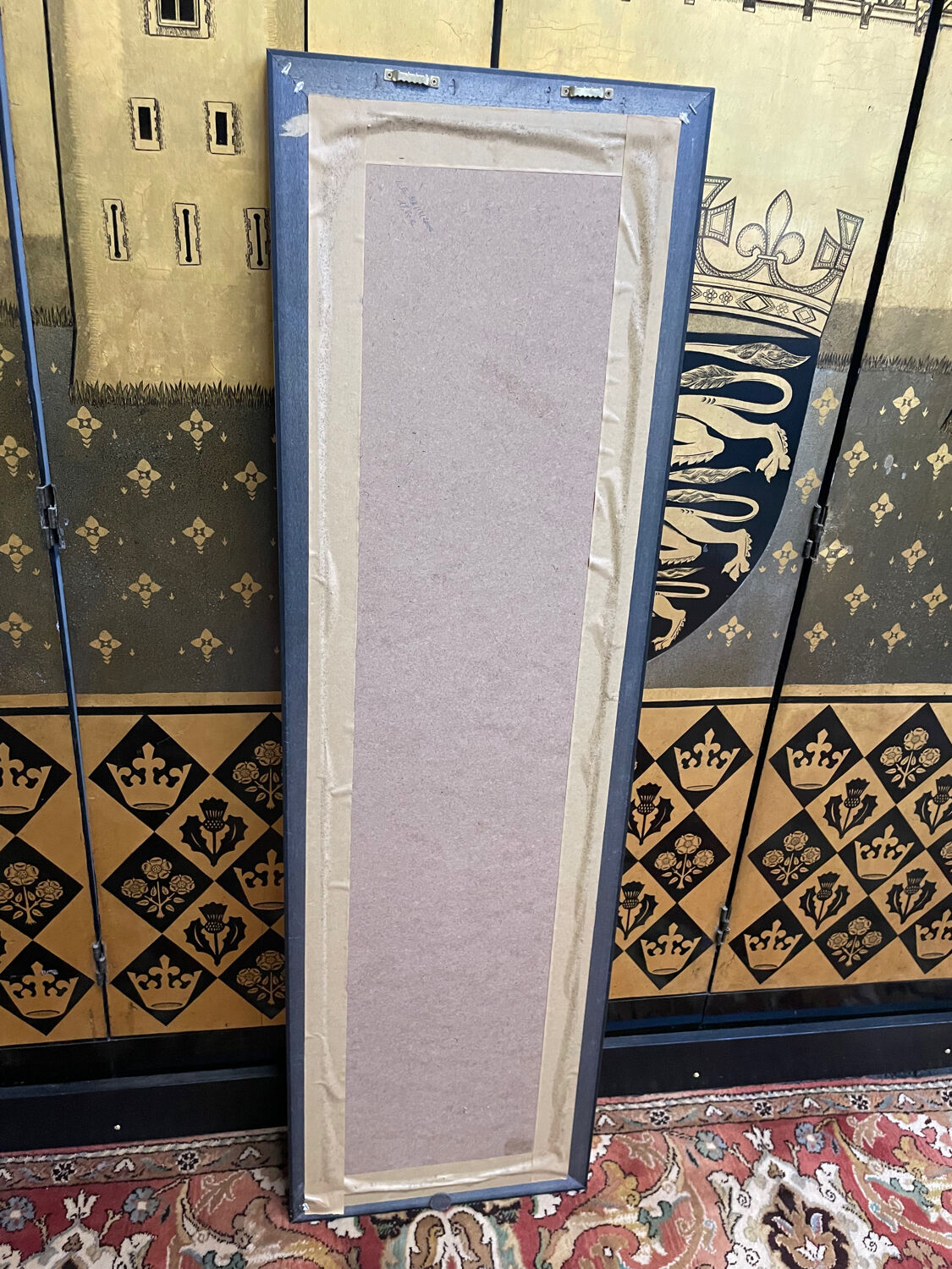 Mirror between two gold