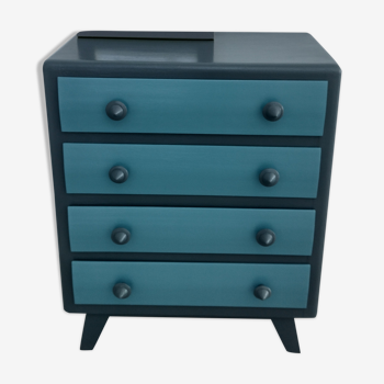 Two-tone vintage dresser