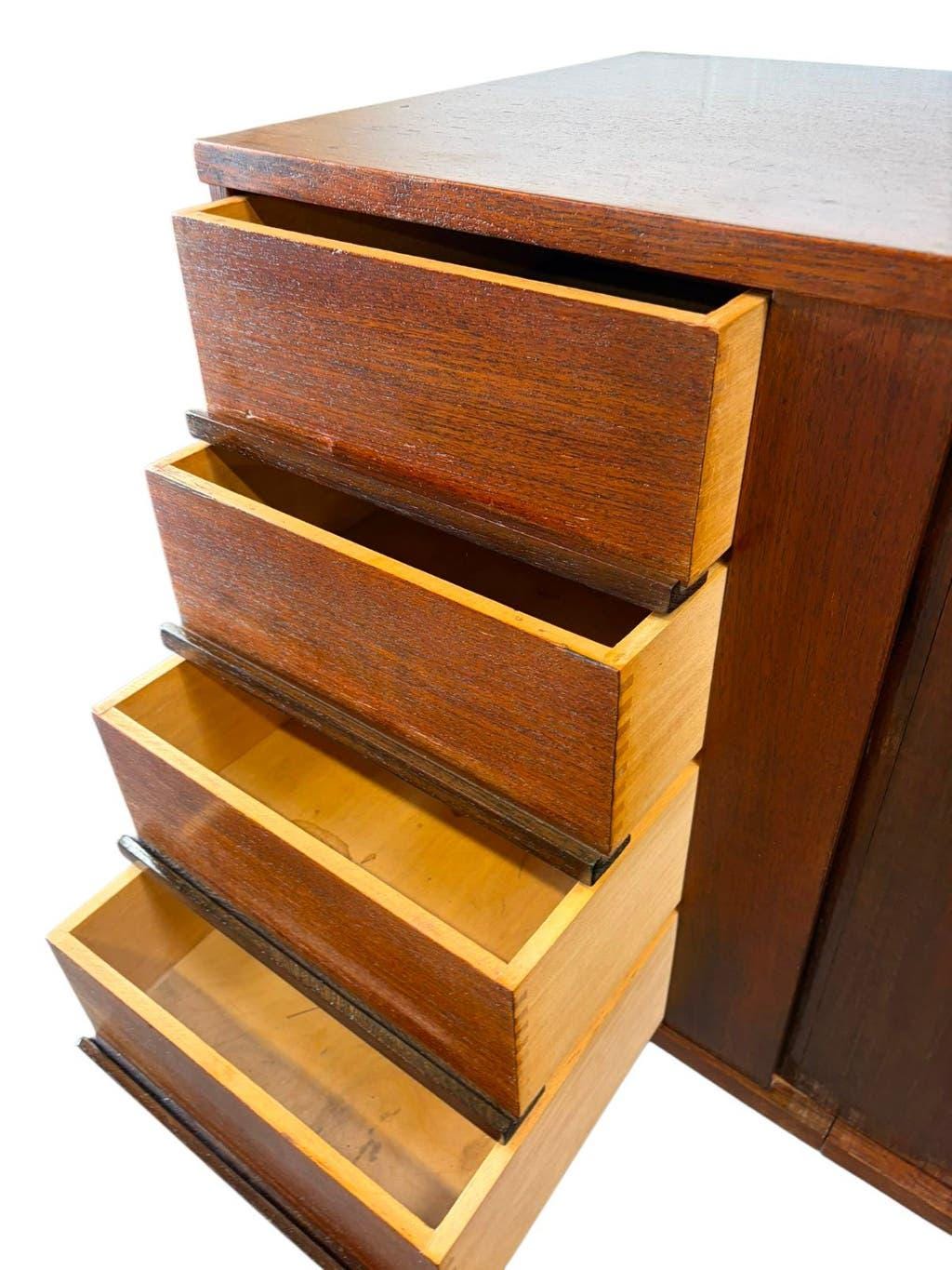 Vintage wooden wardrobe/chest of drawers/cupboard