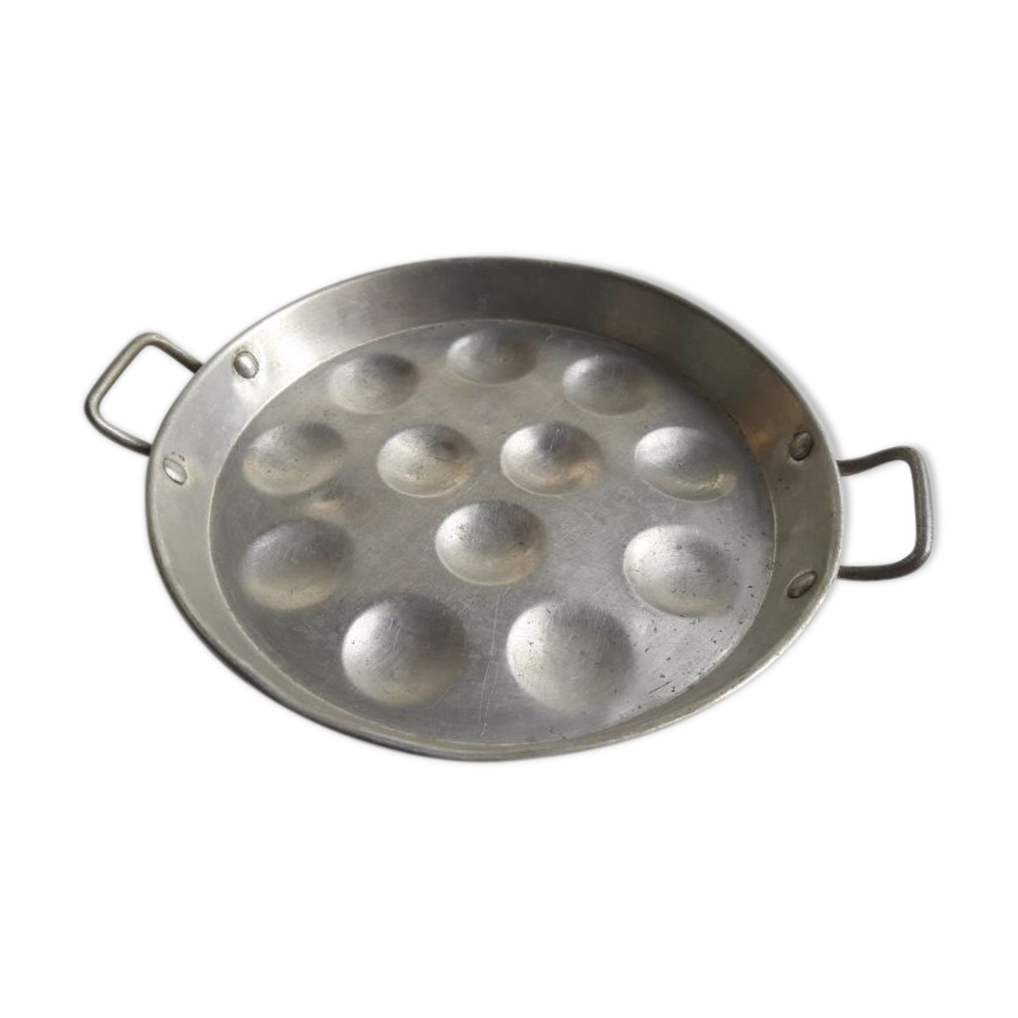 Plat à escargot aluminium vintage
