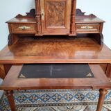 Bureau à gradin ancien en noyer massif et placage de noyerAlsace d'époque fin XIX ème