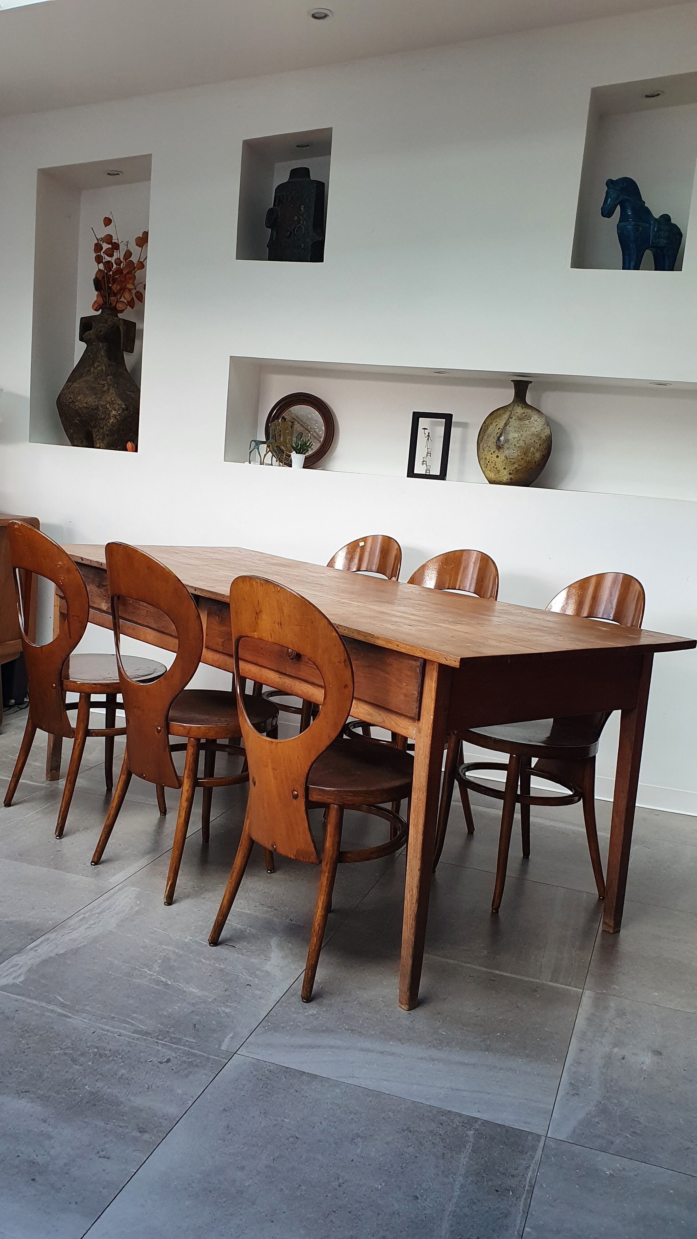 Ensemble table de ferme et 6 chaises Mouettes de Baumann