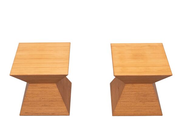 Tables d'appoint pyramidales laminées, années 1970, Hollande