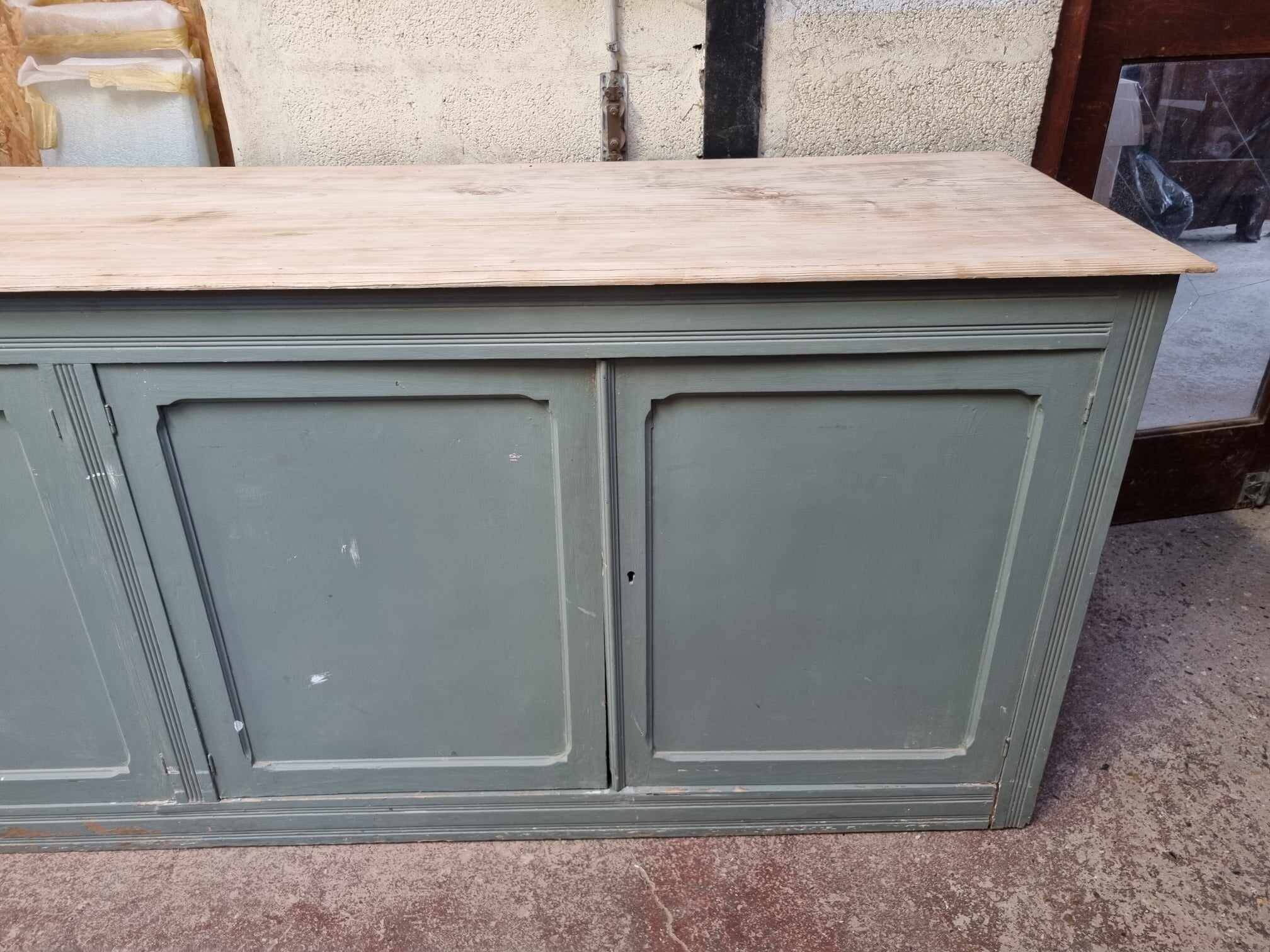 4-door trade furniture