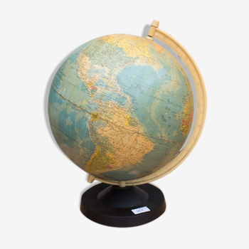 Globe terrestre de 1971