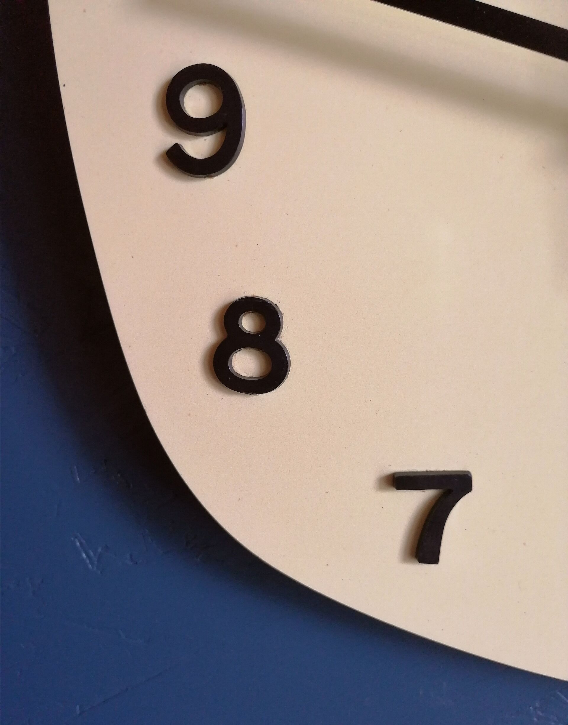 Clock formica vintage asymmetrical silent wall clock "Manufrance pale yellow"