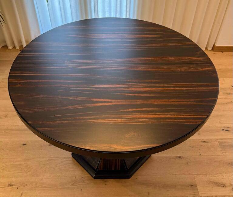 Elegant Extendable Dining Table in Macassar, Italy, 1970s