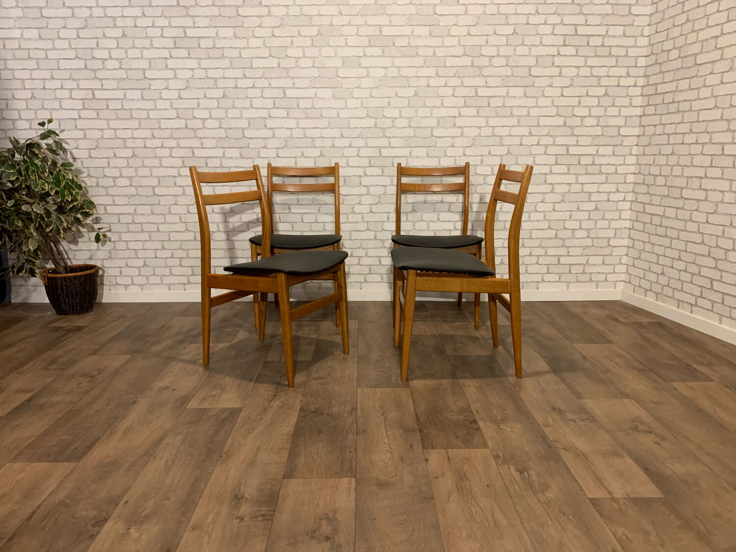 Series of 4 vintage Scandinavian style chairs