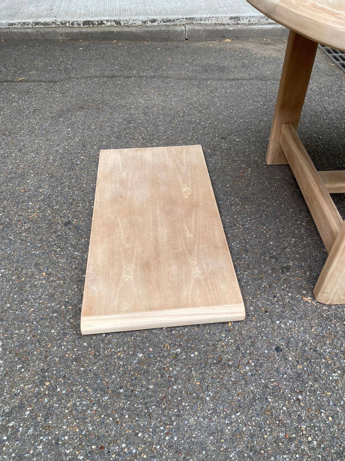 Extendable dining table in solid elm, Maison Regain brutalist 70s.