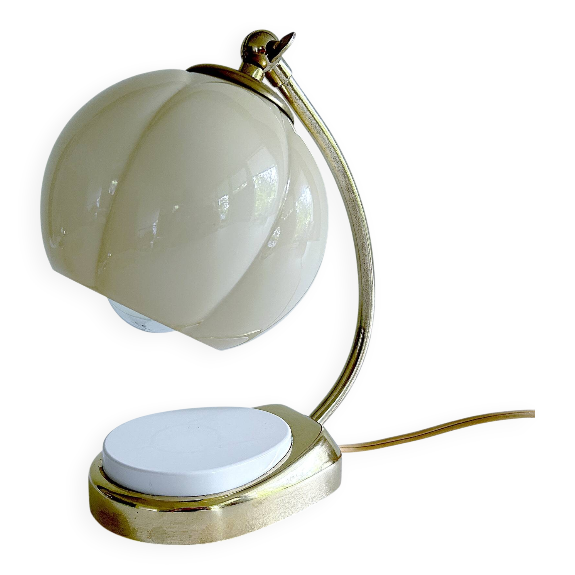 Lampe de table Art déco Bauhaus en verre et bakélite