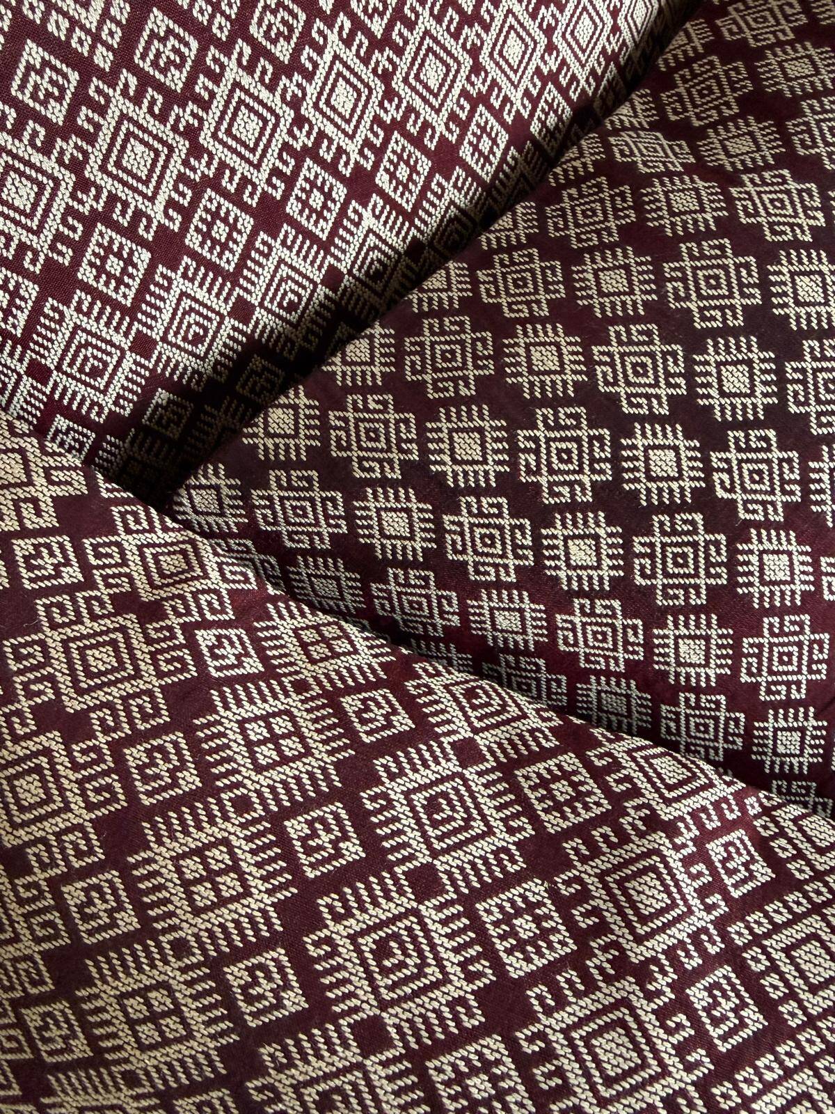 Housse de coussin kachin bordeaux et beige (rida)