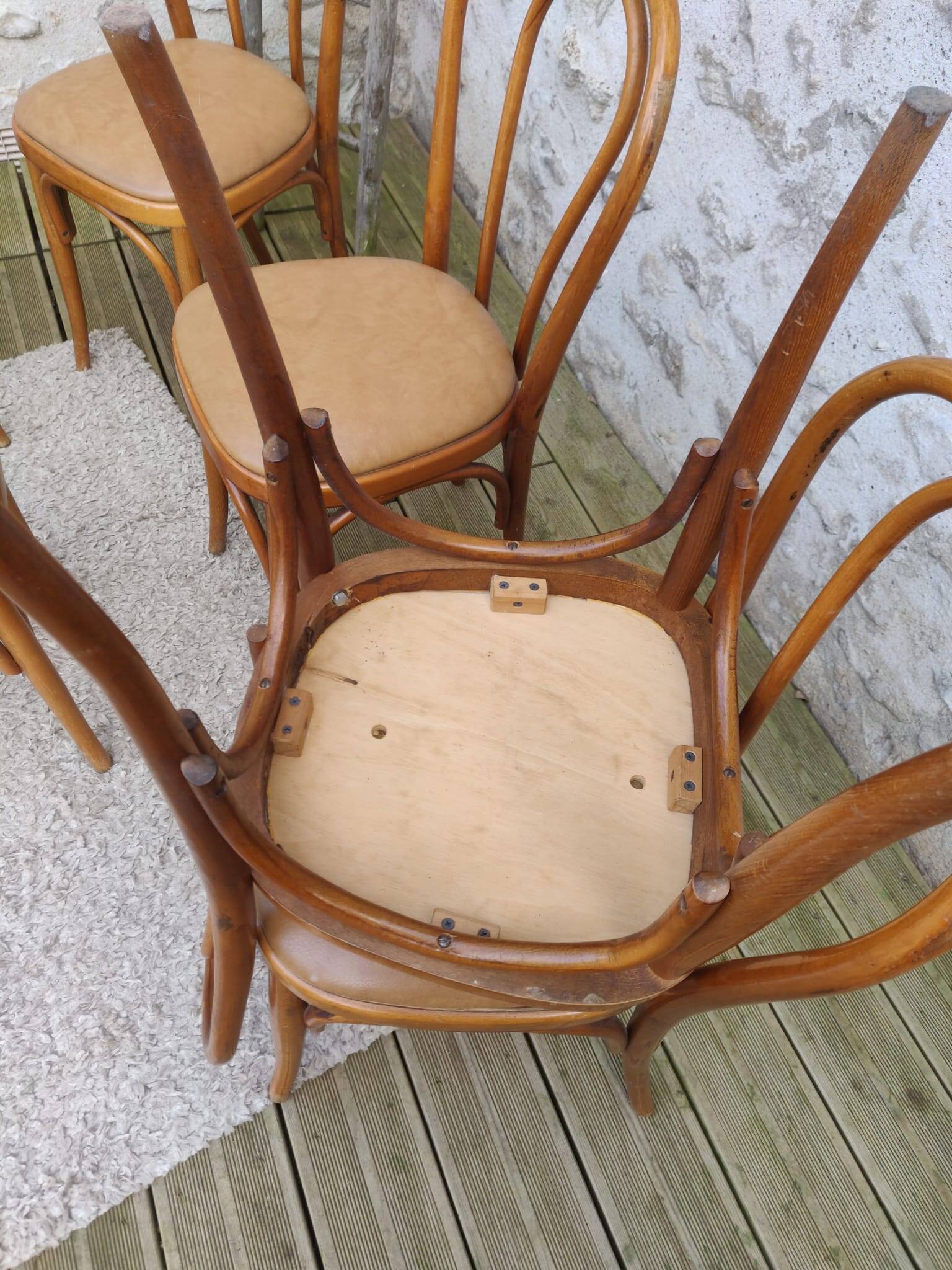 Suite of 6 bistro chairs