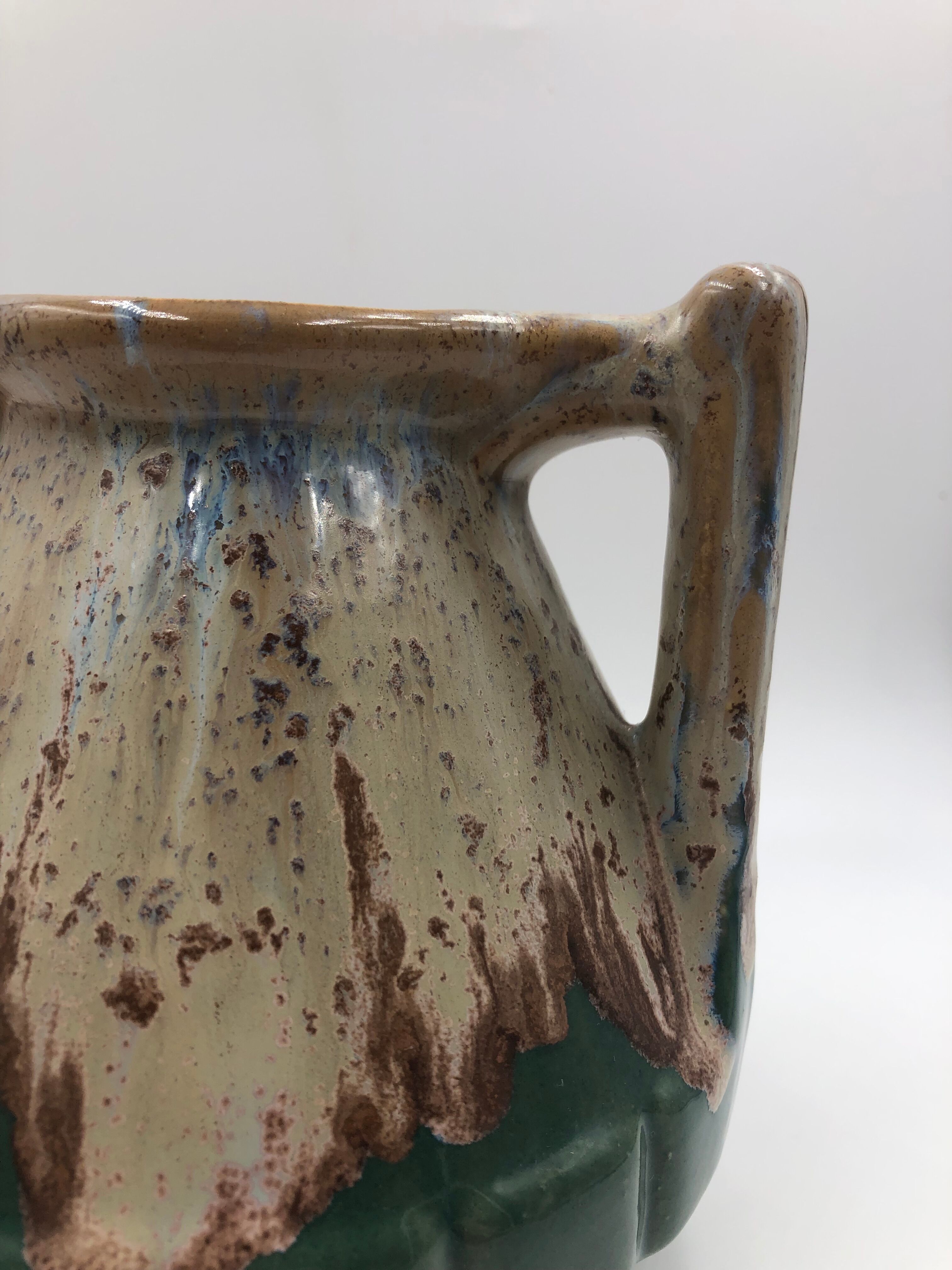 Vase style west Germany vintage glazed coulure