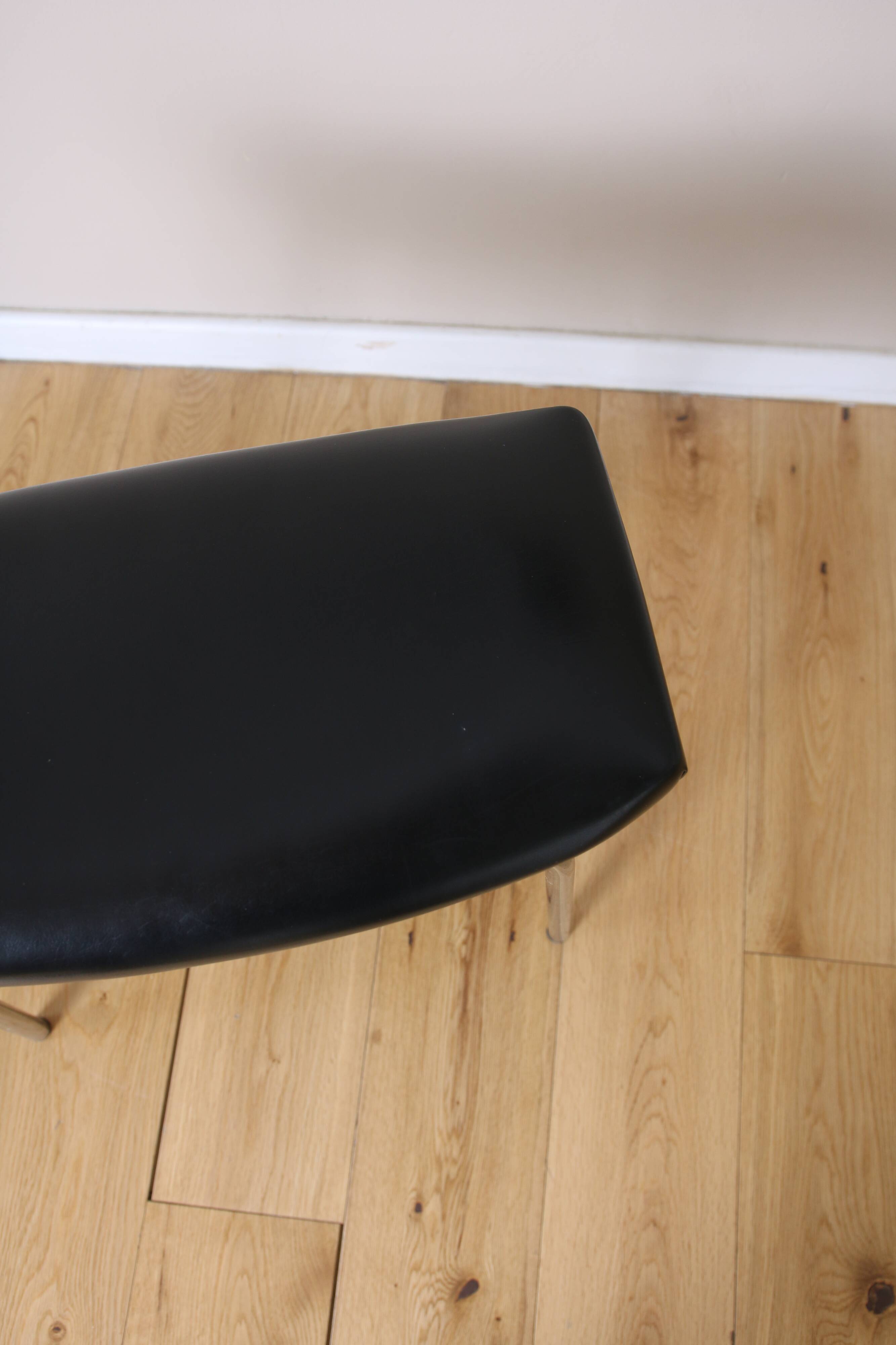 Stool, Footrest “Bull” Pierre Guariche, Meurop, 1950-60