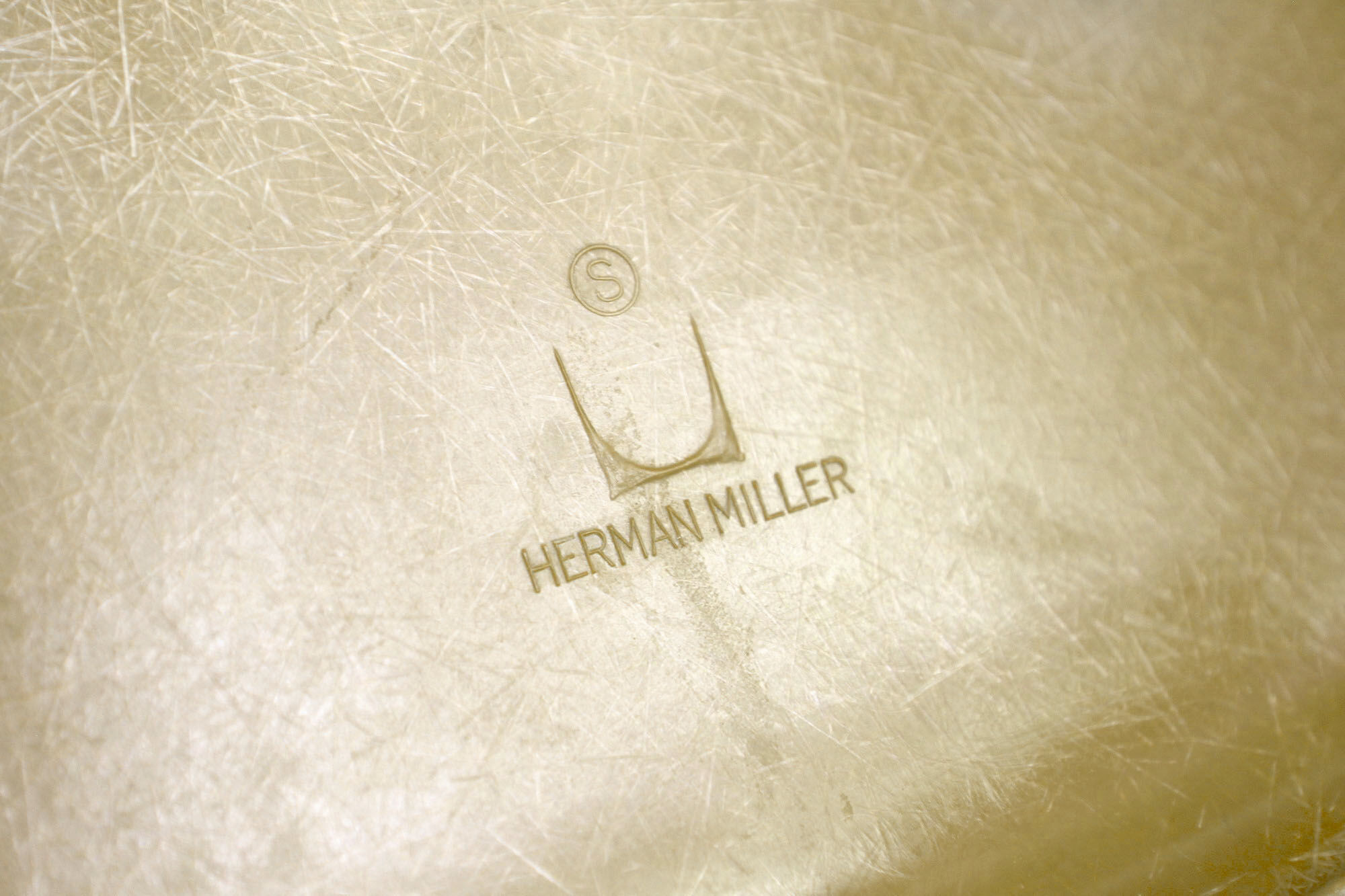 Lot of 4 vintage fiberglass Eames DSW chairs