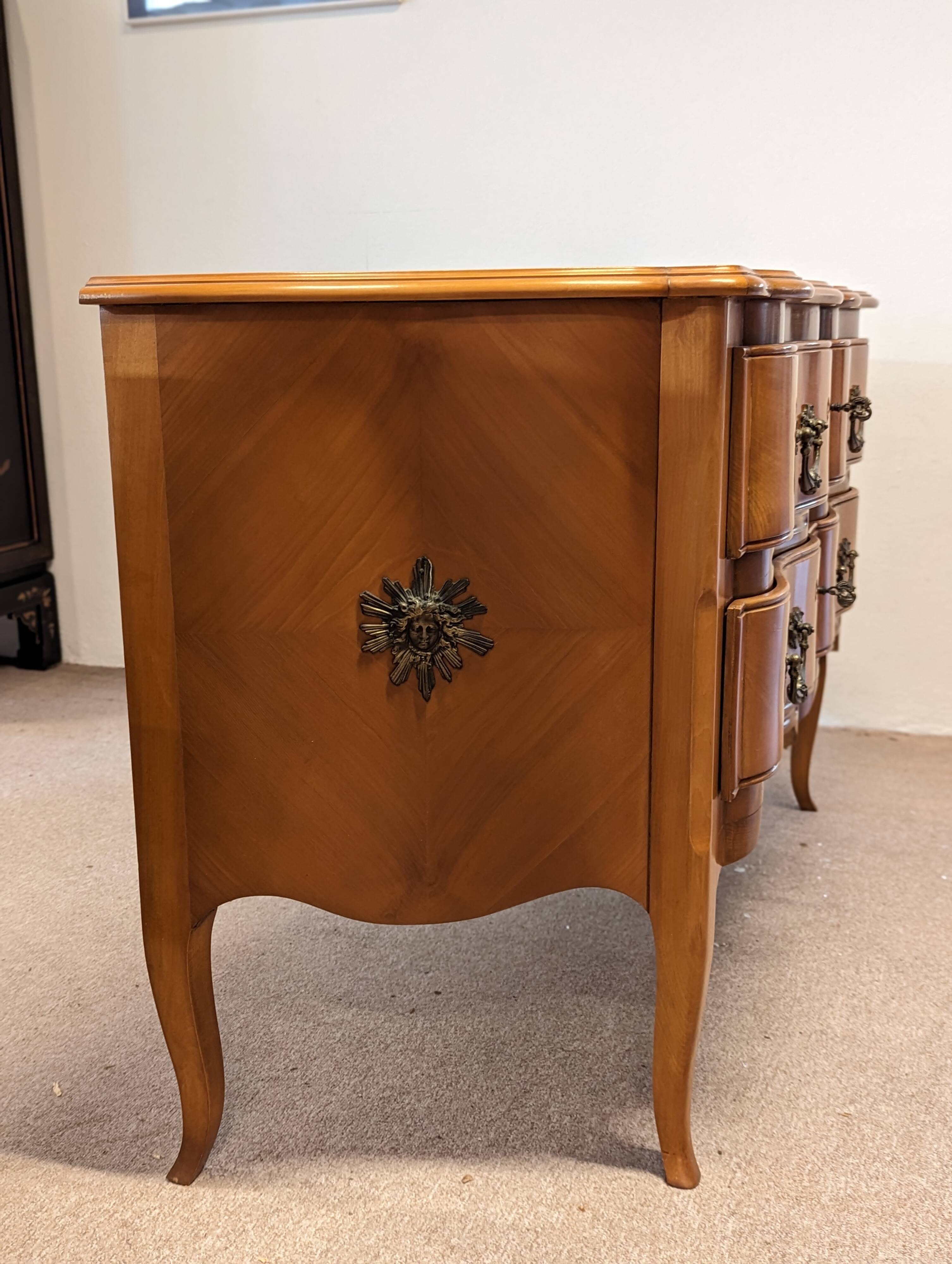 Grenoble chest of drawers