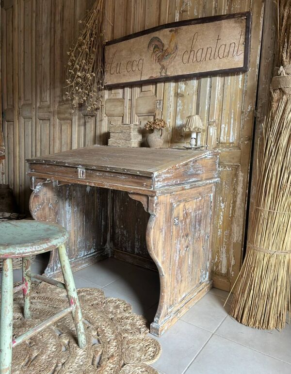 Ancien bureau scriban
