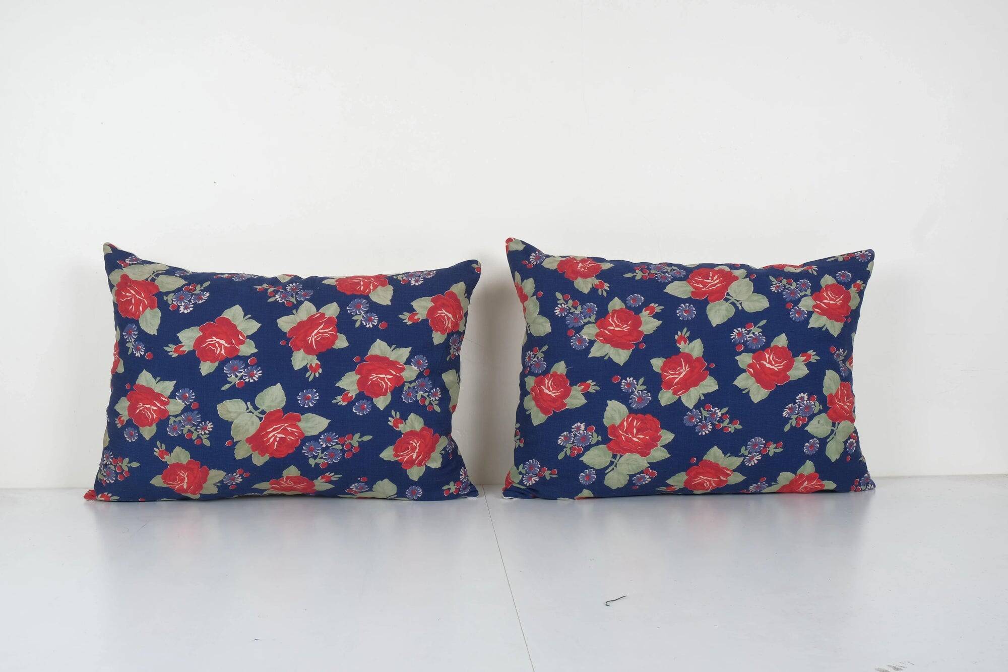 Set of 2 vintage Turkish cushion covers 41x61 cm