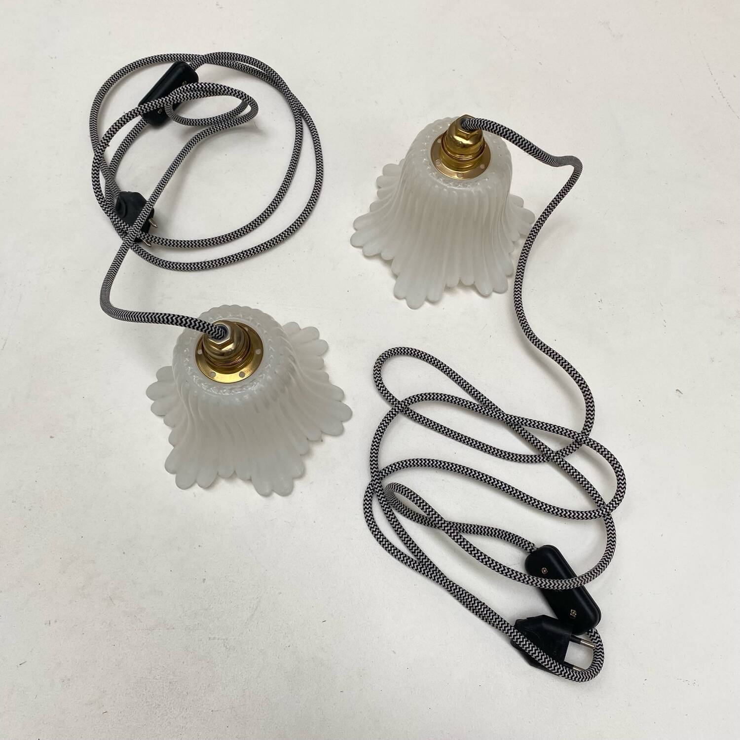 Pair of vintage tulip portable lamps