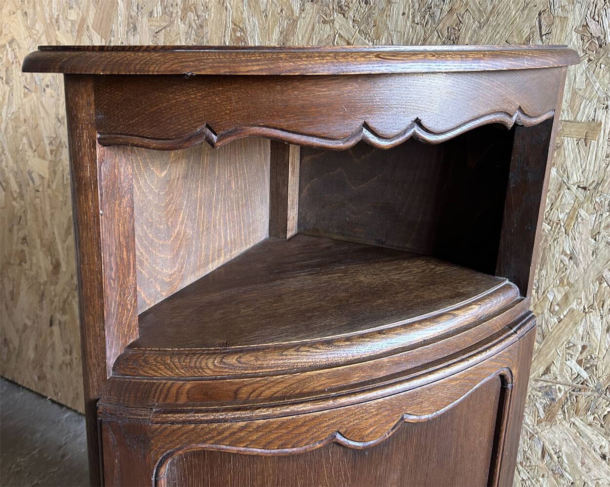 Encoignure à porte, merisier style louis XV, vintage, années 60