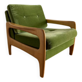 Vintage armchair with elegant Scandinavian design from the 1960s. Struct